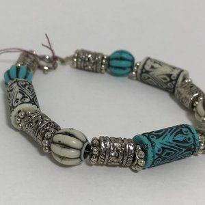 Handcrafted Jewelry Designs by Maksoa